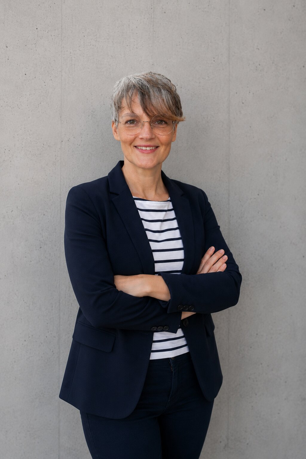 Birgit M. Floss, owner of bmf text+.